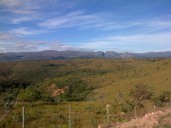A deep cut runs through the mountains of Minas Gerais